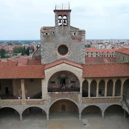 Alexander 2* Перпиньан