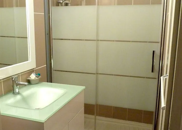 ホテル Alexander 2*